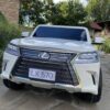 Дитячий двомісний повнопривідний електромобіль Bambi Lexus LX 570 (MP4) з ручкою для транспортування, білий