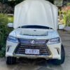 Дитячий двомісний повнопривідний електромобіль Bambi Lexus LX 570 (MP4) з ручкою для транспортування, білий