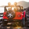Дитячий електромобіль з пультом керування Bambi Jeep Rubicon (MP3) з багажником, ручкою для транспортування та рухливим капотом, червоний