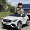 Дитячий повнопривідний електромобіль Bambi Mercedes Biturbo Sport (MP3) з ручкою для транспортування, білий