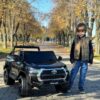 Дитячий двомісний повнопривідний електромобіль Bambi Toyota Hilux з автофарбуванням, чорний