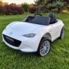 Дитячий повнопривідний електромобіль Bambi Mazda MX-5,біла