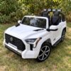 Дитячий електромобіль Bambi Toyota Tundra з додатковими фонарями, білий