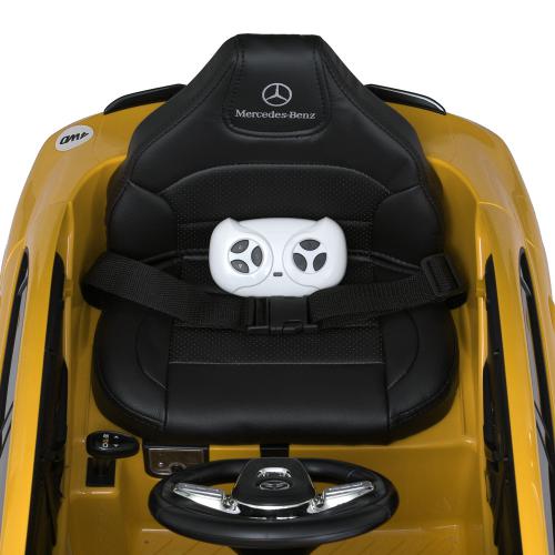 Дитячий повнопривідний електромобіль Mercedes CLA 45 AMG (MP3) з дадатковими коліщатками, жовтий