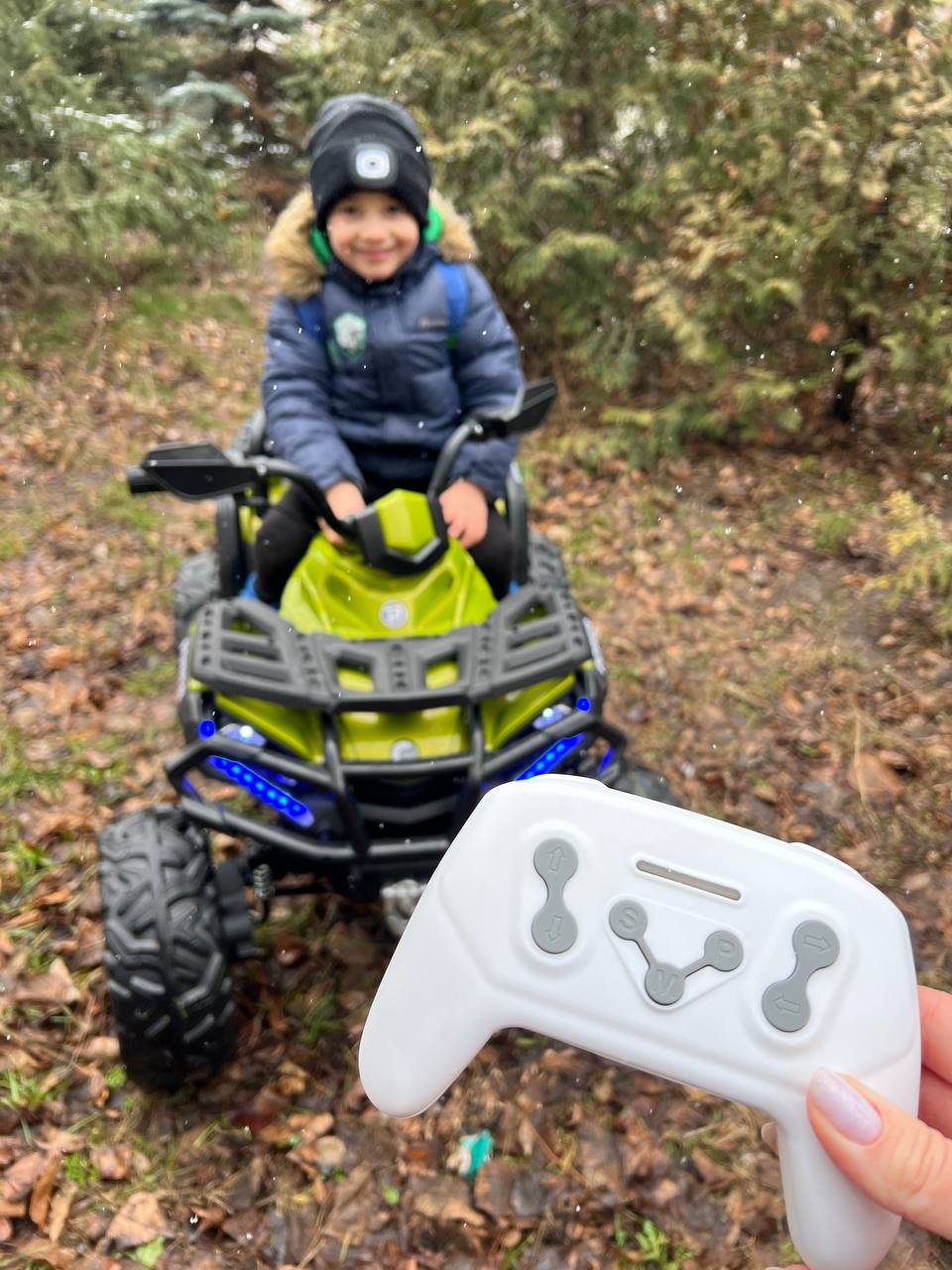 Дитячий повнопривідний електроквадроцикл Bambi Power Ranger (MP3) з пультом керування, зелений