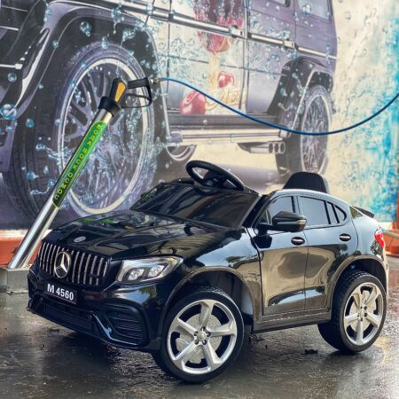 Дитячий повнопривідний електромобіль Bambi Mercedes Biturbo Sport (MP3) з ручкою для транспортування та автофарбуванням, чорний