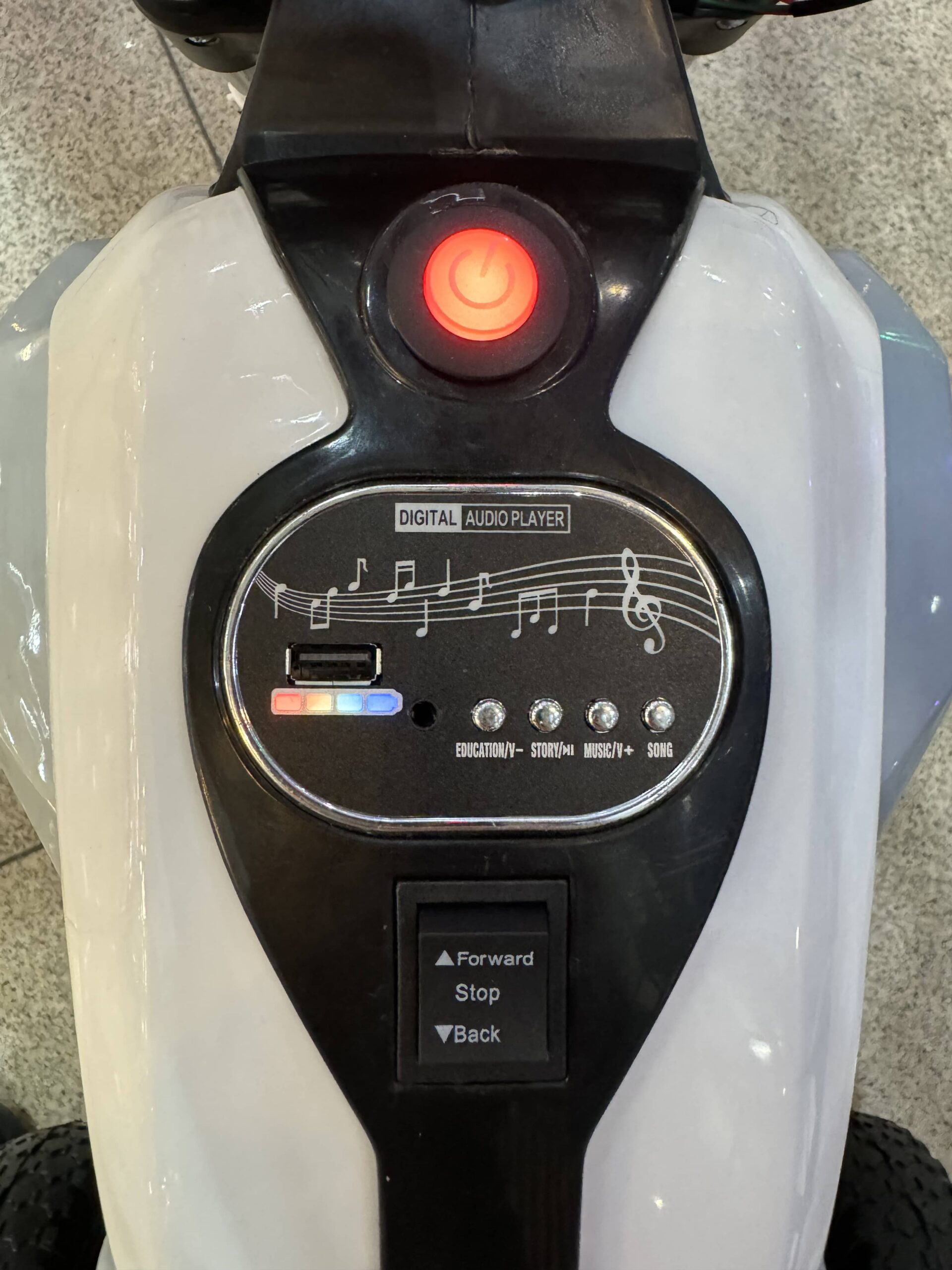 Детский электромотоцикл Bambi BMW R nineT Pure NEW (MP3) трехколесный с резиновыми колесами, белый