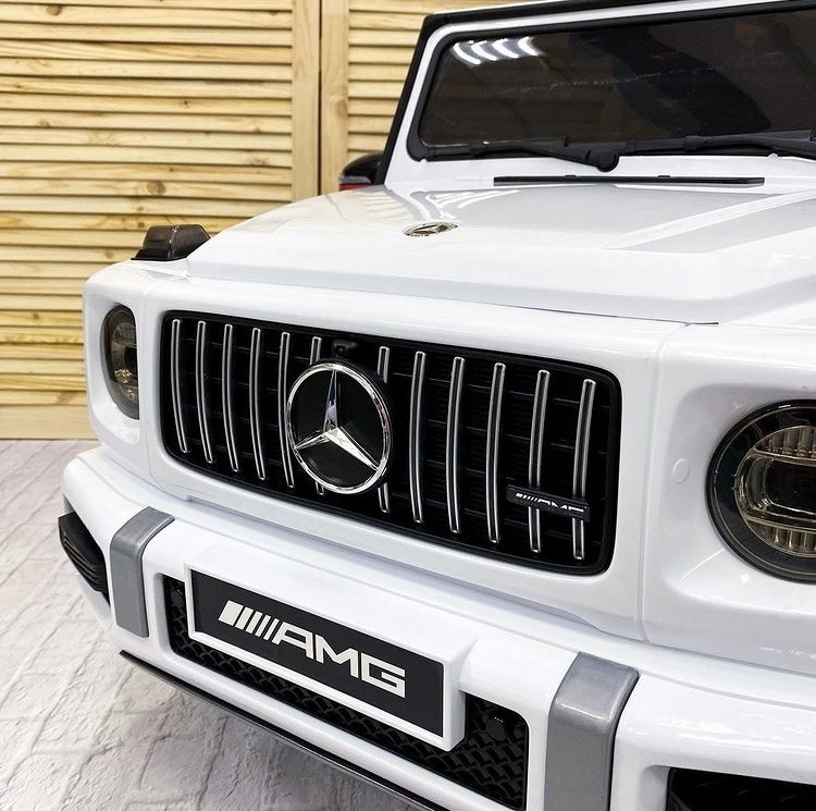Дитячий електромобіль Bambi Mercedes G63 AMG (MP3) з ручкою для транспортування, білий