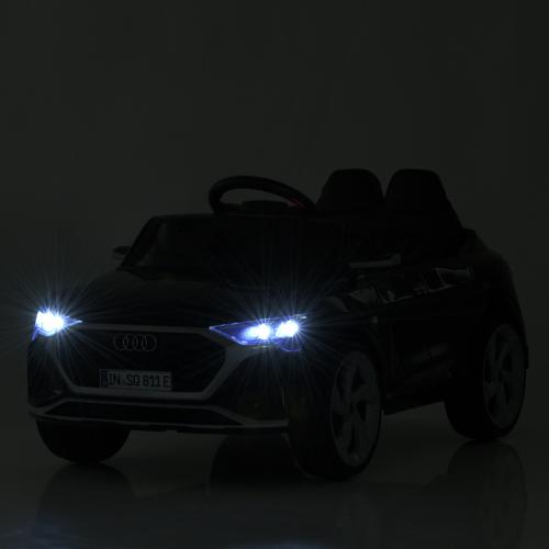Детский электромобиль Audi SQ8, черный
