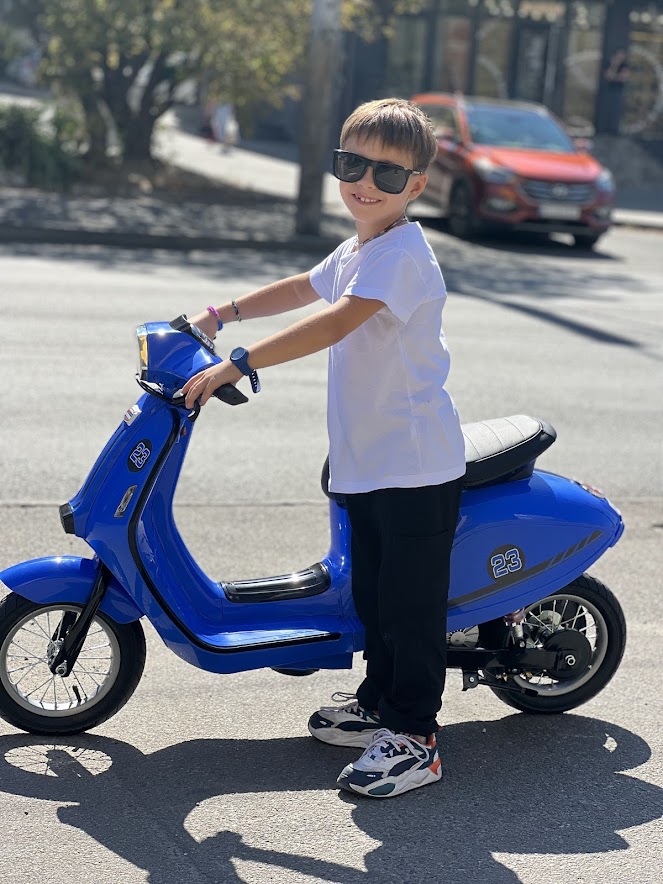 Дитячий швидкісний електромотоцикл Bambi Vespa SXL125 Sport (MP3), до 70 кг, до 20 км, блакитний