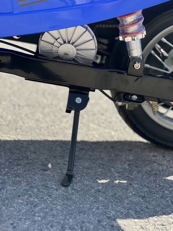 Дитячий швидкісний електромотоцикл Bambi Vespa SXL125 Sport (MP3), до 70 кг, до 20 км, блакитний