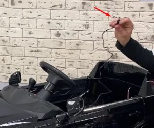 Чому дитяча машина не вмикається після заряджання