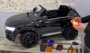 перевірка пульта дитячого електромобіля
