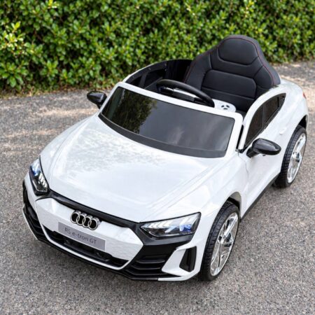 Дитячий електромобіль Bambi Audi RS e-trone GT, білий