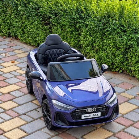 Детский электромобиль Bambi Audi Q3 одноместный с кожаным сиденьем, фиолетовый.