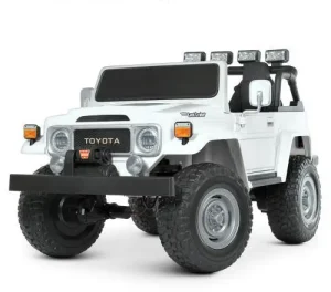 Дитячий двомісний повнопривідний Bambi Toyota Land Cruiser з ручкою для транспортування та багажником, білий