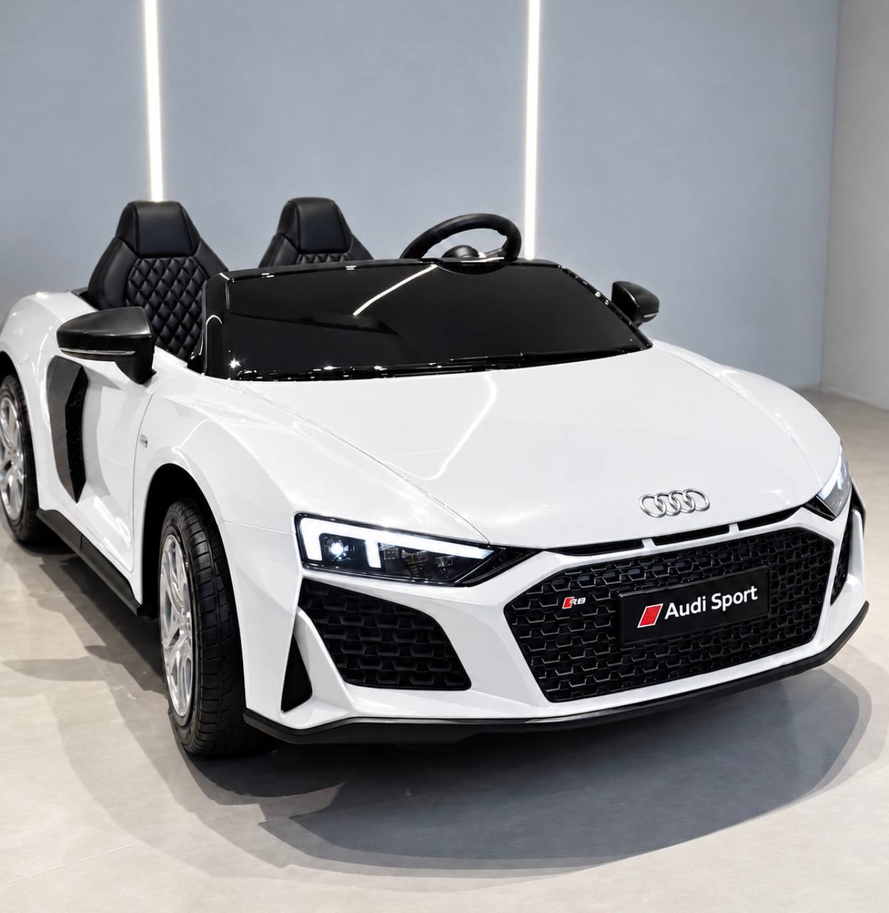 Дитячий електромобіль Bambi Audi R8 Sport, білий