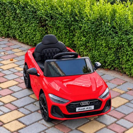 Детский электромобиль Bambi Audi Q3 одноместный с кожаным сиденьем, красный