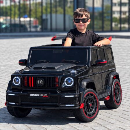Дитячий електромобіль Mambi Mercedes Brabus повноприводний зі спойлером, чорний